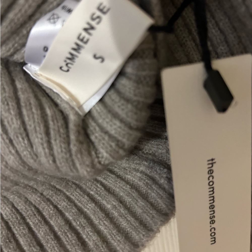 Commense - Gray Ribbed Button-Front Cardigan Sweater - Picture 3 of 4